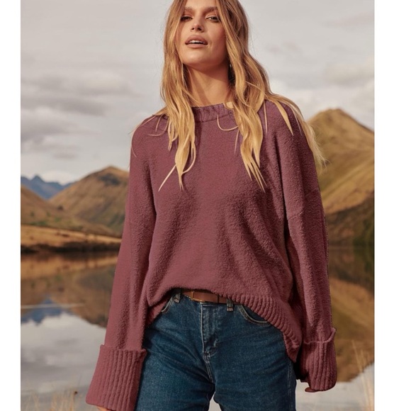 ANRABESS Women's Oversized Sweaters Crewneck Long Sleeve Fuzzy Maroon Sweater - Picture 2 of 5